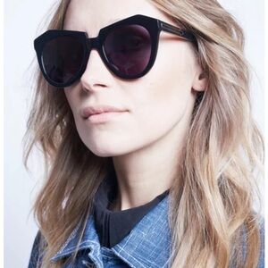 Karen Walker Number One - Black w/case